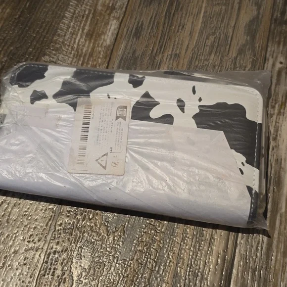 Black and White Cow Print Wallet - Picture 2 of 3